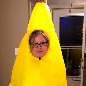 Meet your Posher, Mia